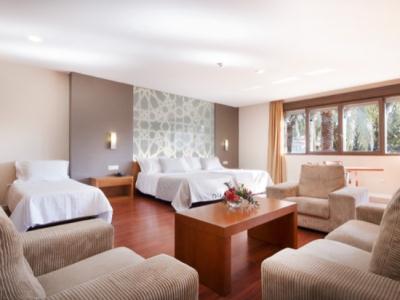 bedroom 5 - hotel granada palace - monachil, spain