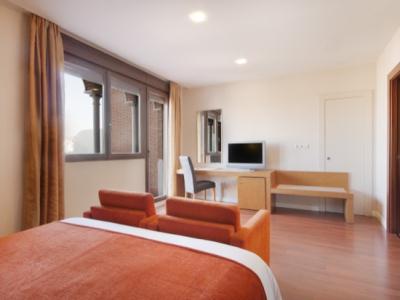 bedroom 3 - hotel granada palace - monachil, spain