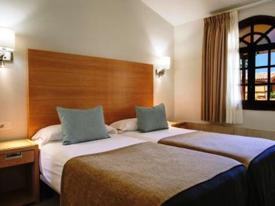 bedroom 1 - hotel maspalomas resort by dunas - maspalomas, spain