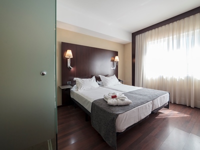 bedroom - hotel salymar - san fernando, spain