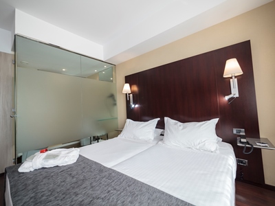 bedroom 2 - hotel salymar - san fernando, spain