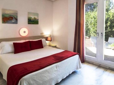 bedroom 2 - hotel hospedium hotel apartamentos simon verde - mairena del aljarafe, spain