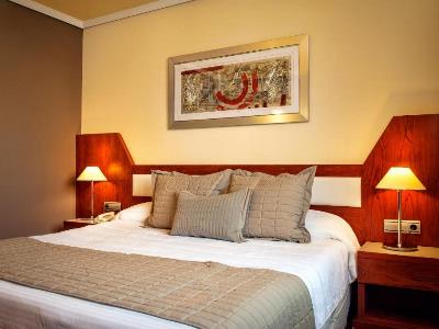 bedroom 1 - hotel alexandre hotel frontair congress - sant boi de llobregat, spain