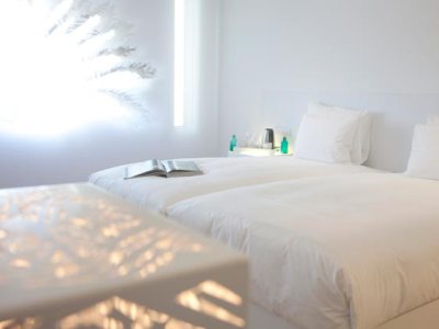 bedroom - hotel renaissance barcelona fira - hospitalet de llobregat, spain