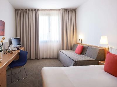 bedroom 2 - hotel novotel barcelona sant joan despi - sant joan despi, spain