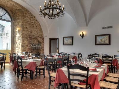 restaurant 1 - hotel convento san francisco - vejer de la frontera, spain