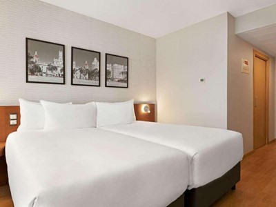 bedroom 3 - hotel ramada by wyndham valencia almussafes - almussafes, spain