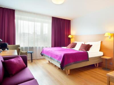 bedroom - hotel solo sokos lahden seurahuone - lahti, finland