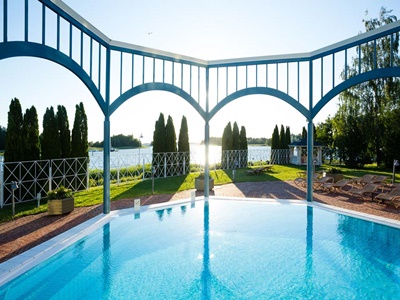 outdoor pool - hotel naantali spa (deluxe) - naantali, finland