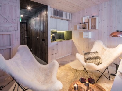 bedroom 1 - hotel arctic treehouse - rovaniemi, finland