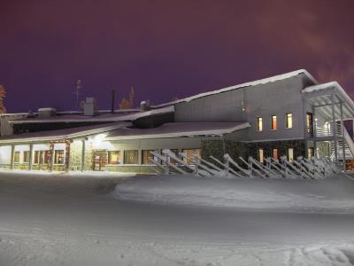 exterior view - hotel santa's hotel aurora - luosto, finland
