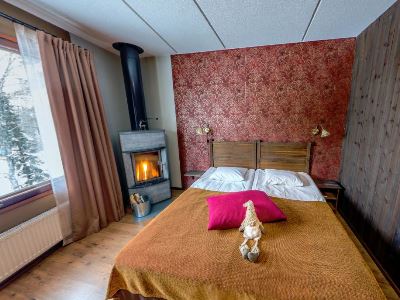 bedroom 1 - hotel santa's hotel aurora - luosto, finland
