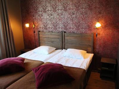 bedroom 2 - hotel santa's hotel aurora - luosto, finland