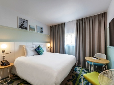 bedroom 2 - hotel mercure paris orly tech airport - paray vieille poste, france