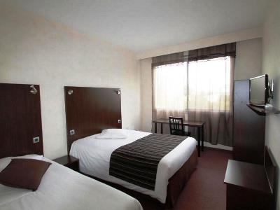 bedroom 4 - hotel adonis lyon est artys - saint priest, france