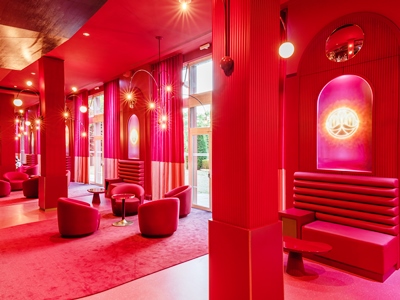 lobby 2 - hotel grand magic - paris disneyland, france