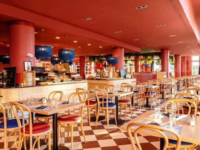 restaurant 1 - hotel grand magic - paris disneyland, france