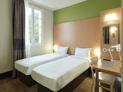 bedroom 2 - hotel b and b hotel near disneyland paris - paris disneyland, france