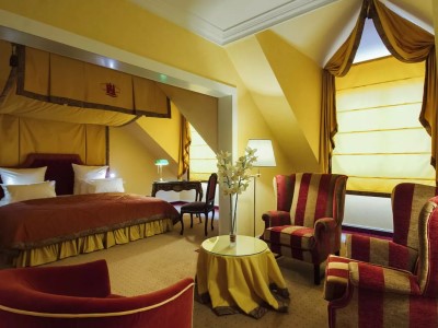 suite - hotel dream castle - paris disneyland, france