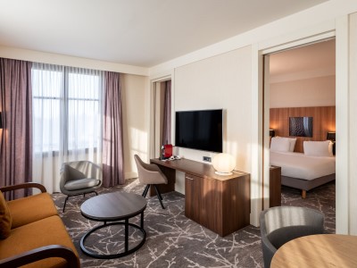 bedroom 9 - hotel radisson blu marne la vallee - paris disneyland, france