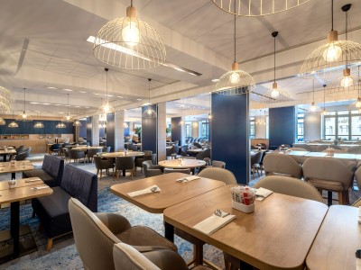 restaurant - hotel radisson blu marne la vallee - paris disneyland, france