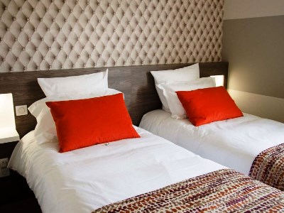 bedroom 1 - hotel best western agen le passage - le passage, france