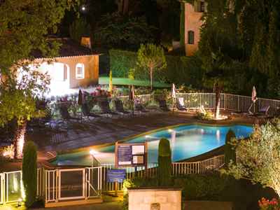 outdoor pool 1 - hotel novotel pont de l'arc fenouilleres - aix en provence, france