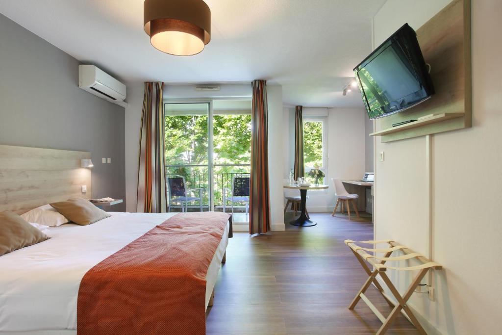 bedroom 1 - hotel odalys city le clos de la chartreuse - aix en provence, france