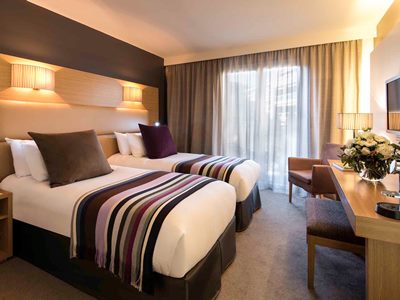 bedroom - hotel grand hotel roi rene - aix en provence, france