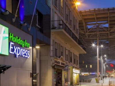 exterior view - hotel holiday inn express amiens - amiens, france