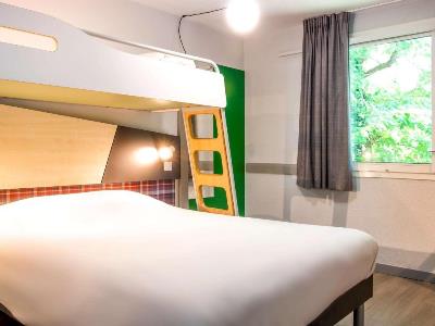 bedroom 2 - hotel greet hotel annecy cran gevrier - annecy, france