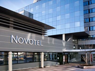 exterior view - hotel novotel annecy centre atria - annecy, france