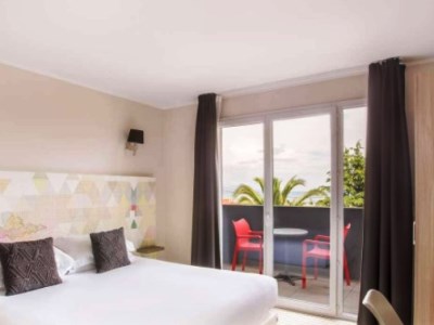deluxe room - hotel best western plus antibes riviera - antibes, france