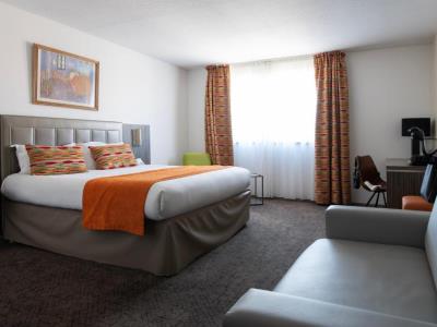 bedroom - hotel hotel atrium - arles, france