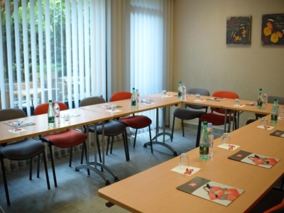 conference room - hotel ibis avignon centre pont de l'europe - avignon, france