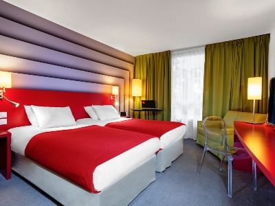 bedroom 2 - hotel ibis styles avignon sud - avignon, france