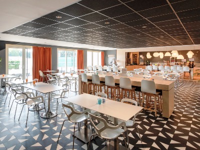breakfast room 1 - hotel ibis styles avignon sud - avignon, france