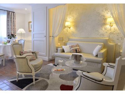 bedroom 2 - hotel auberge de cassagne and spa - avignon, france