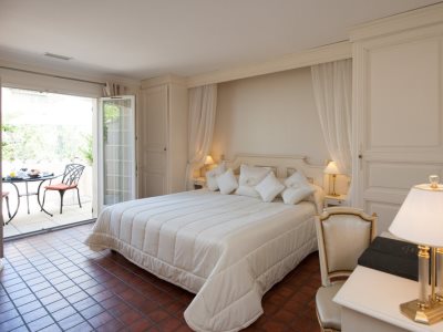 junior suite - hotel auberge de cassagne and spa - avignon, france