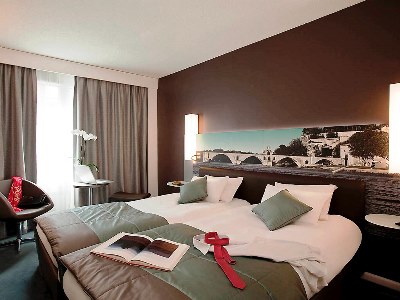 bedroom 2 - hotel mercure pont d'avignon centre - avignon, france