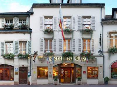 exterior view - hotel le cep - beaune, france