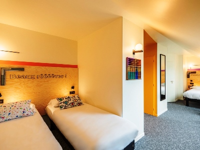 bedroom - hotel greet hotel beaune - beaune, france