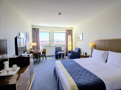 bedroom - hotel radisson blu - biarritz, france