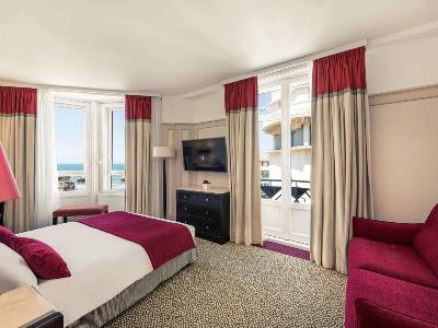 bedroom - hotel mercure biarritz centre plaza - biarritz, france