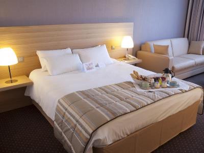 bedroom - hotel mercure bordeaux le lac - bordeaux, france