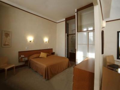 standard bedroom - hotel de normandie - bordeaux, france