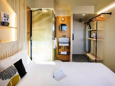 bedroom 1 - hotel life bordeaux gare - bordeaux, france