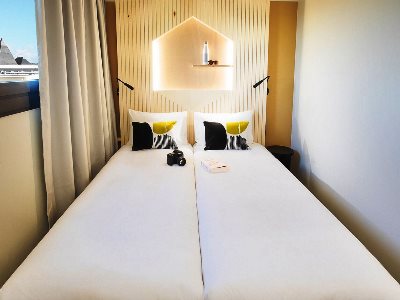 bedroom 4 - hotel life bordeaux gare - bordeaux, france