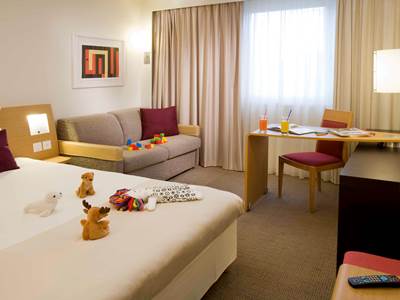 bedroom 3 - hotel novotel bordeaux centre - bordeaux, france