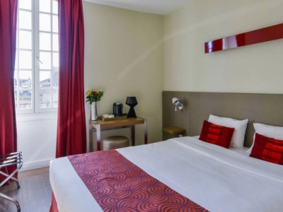 bedroom 1 - hotel bordeaux clemenceau by happyculture - bordeaux, france